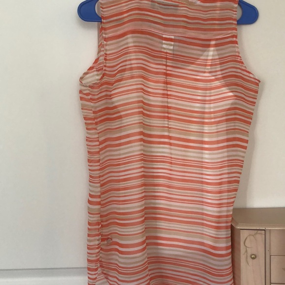 Sleeveless Striped Blouse - Picture 4 of 4